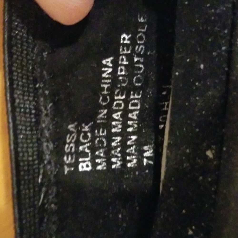 Black Foot Petals flats w studs - Picture 8 of 8